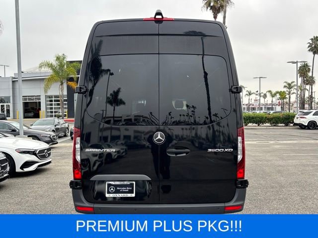 Used 2024 Mercedes-Benz Sprinter 3500 image 4