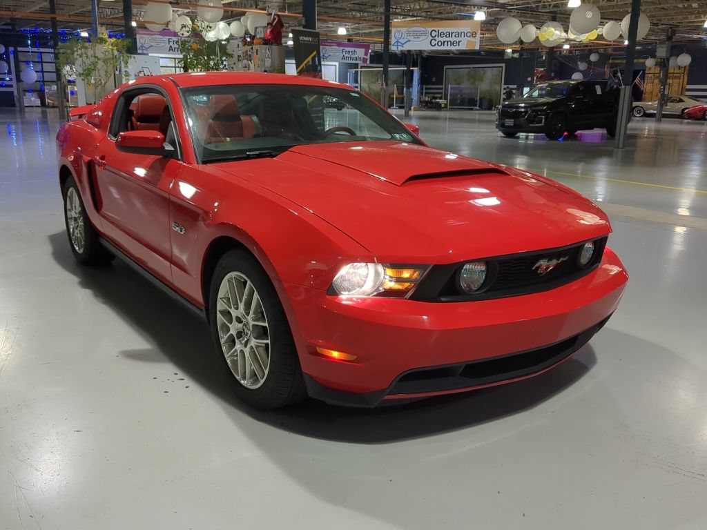 Used 2012 Ford Mustang GT Premium w/ GT Coupe Accessory Pkg 5 RWD image 6