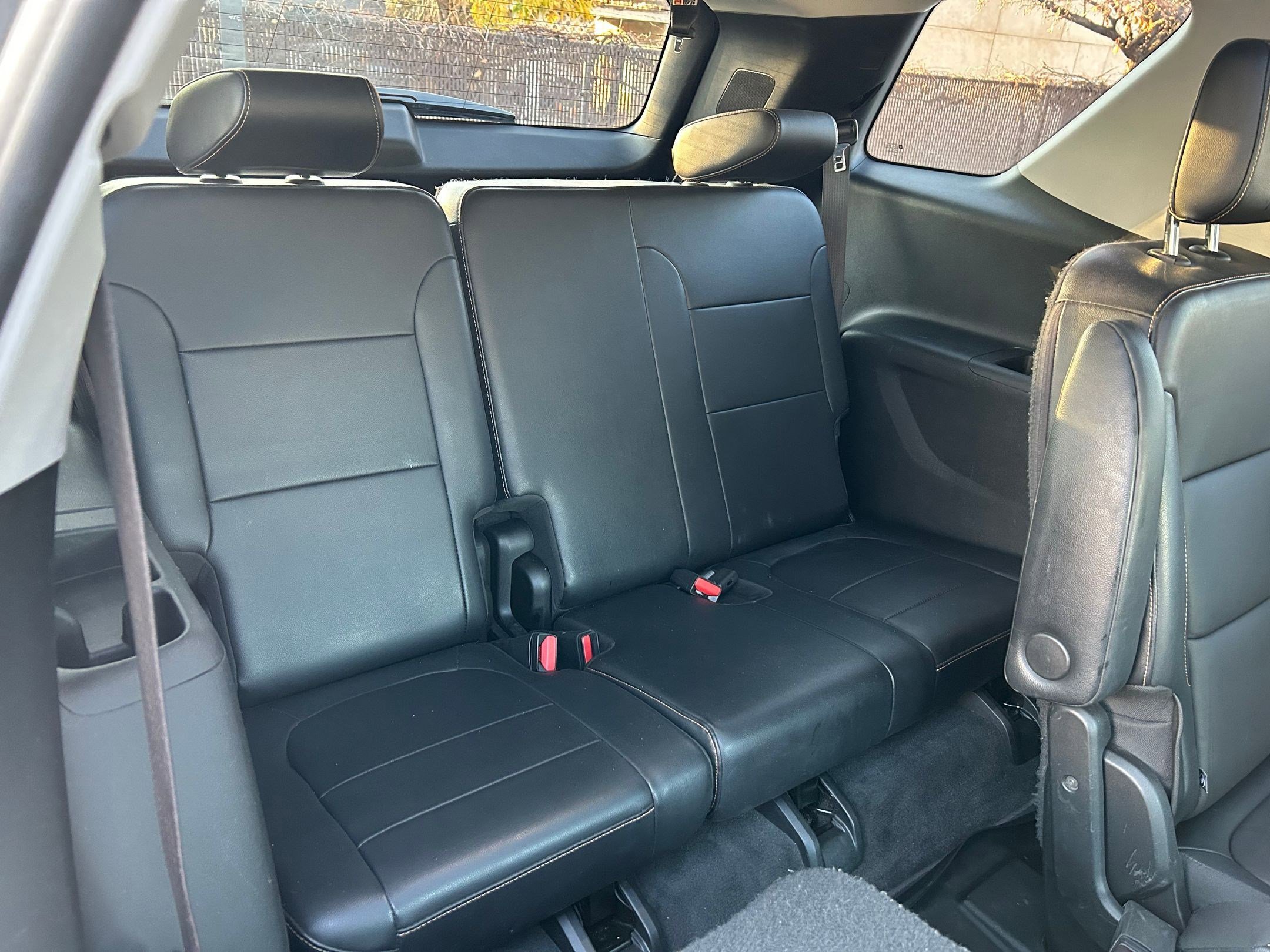 Used 2018 Chevrolet Traverse LT image 25