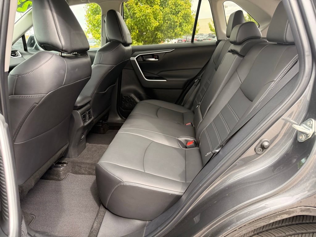 Used 2023 Toyota RAV4 XLE Premium AWD/4WD image 22