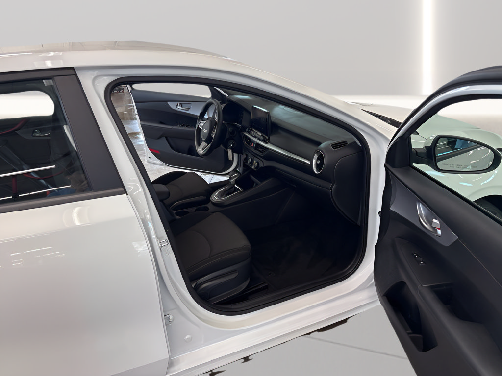 Used 2022 Kia Forte Sedan FWD image 11