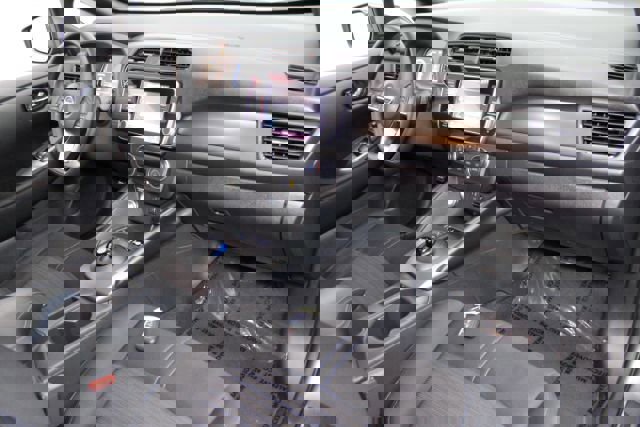 Used 2024 Nissan Leaf S image 24