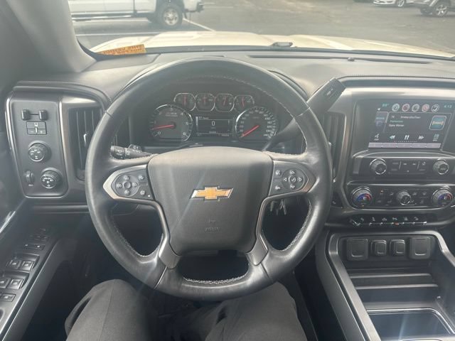 Used 2015 Chevrolet Silverado 1500 LTZ Z71 w/ LTZ Plus Package AWD/4WD image 10