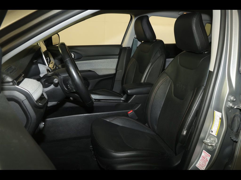 Used 2022 Jeep Compass Latitude image 23