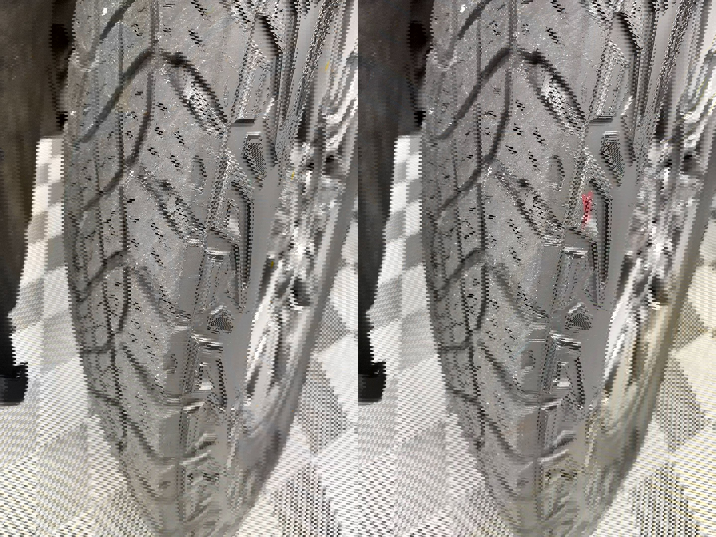 Used 2024 GMC Sierra 1500 AT4 w/ Technology Package image 40