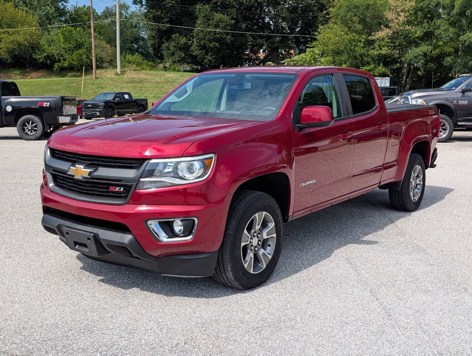 Used 2017 Chevrolet Colorado Z71 AWD/4WD image 7