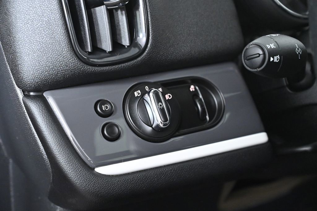 Used 2020 MINI Cooper Countryman S w/ Storage Package image 20