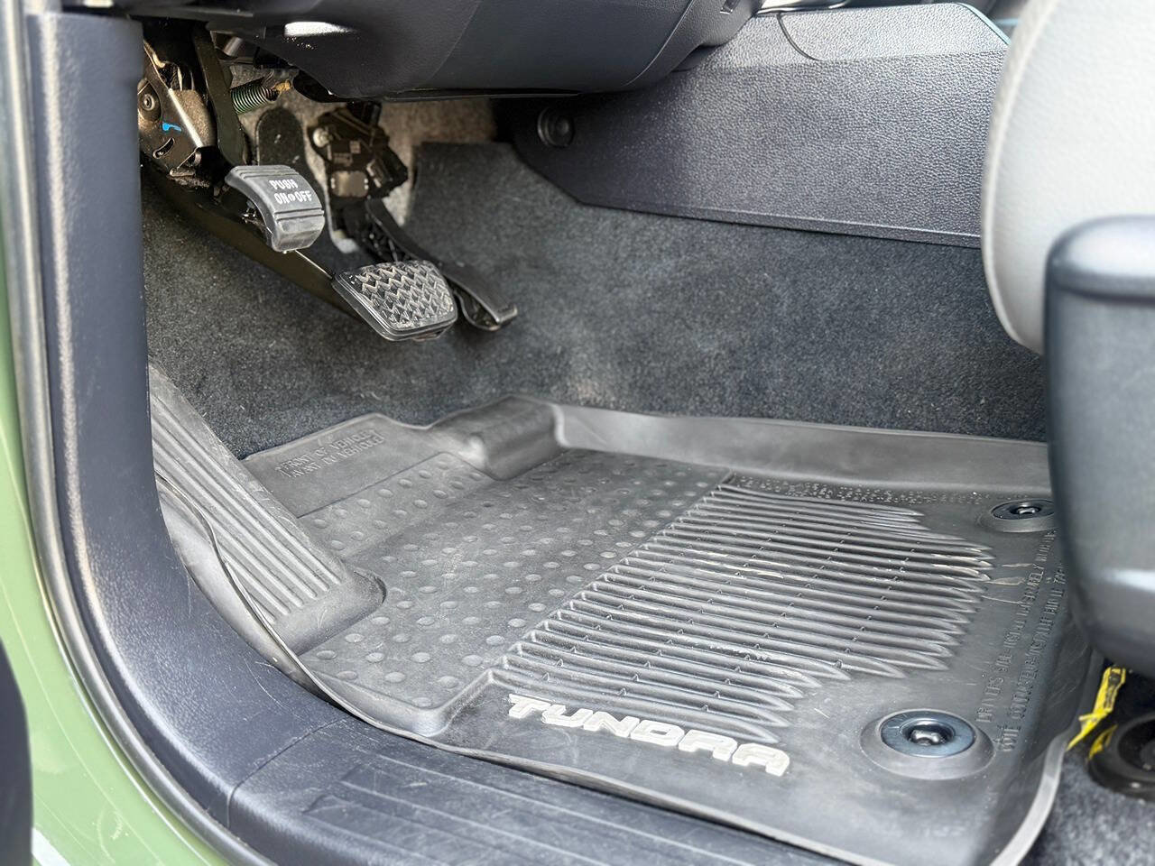 Used 2021 Toyota Tundra Limited w/ Limited Premium Package image 7