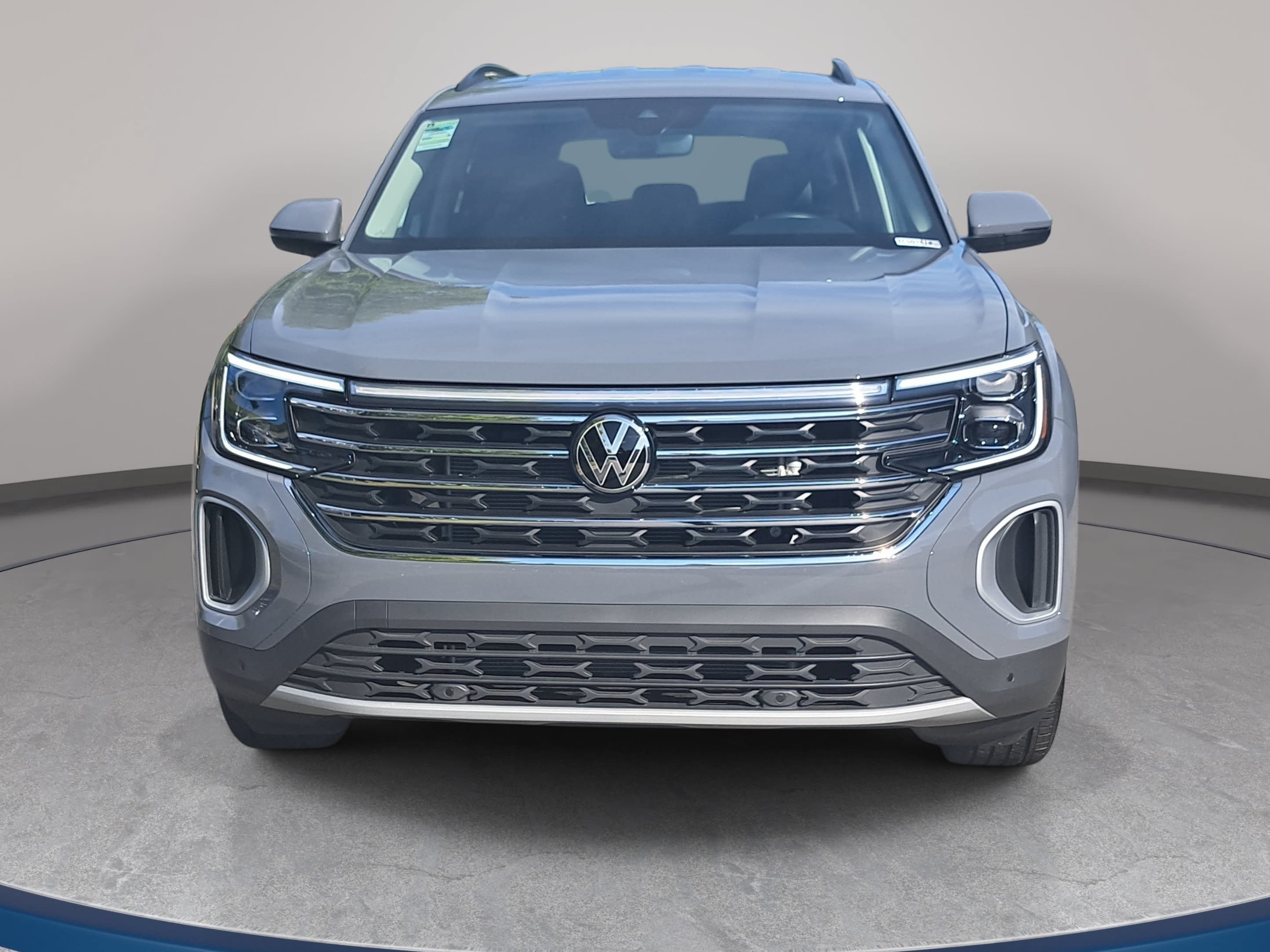 Certified 2026 Volkswagen Atlas SE AWD/4WD image 2