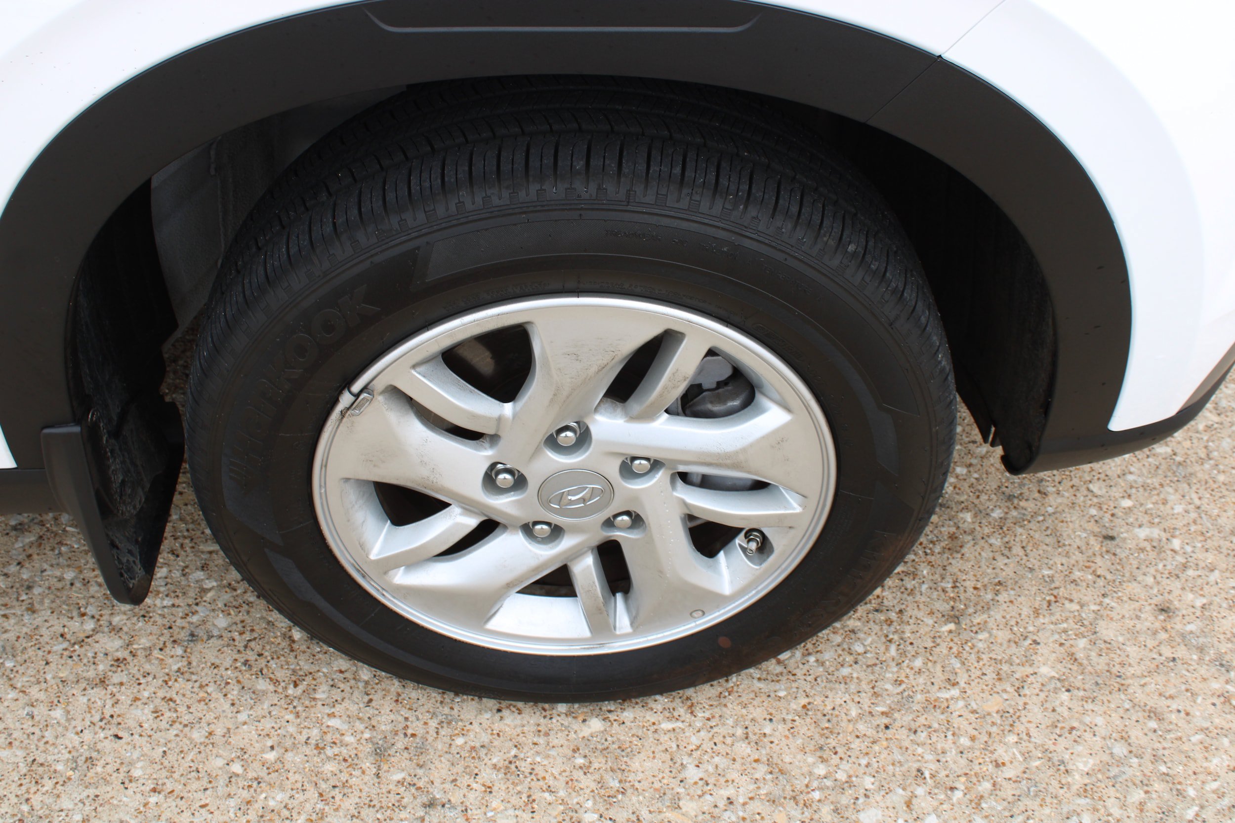 Used 2025 Hyundai Venue SE FWD image 11