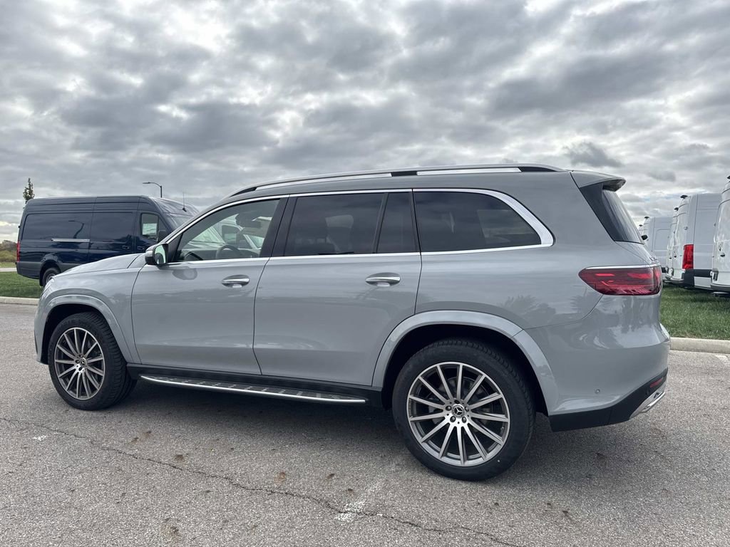 New 2025 Mercedes-Benz GLS 450 4MATIC image 4