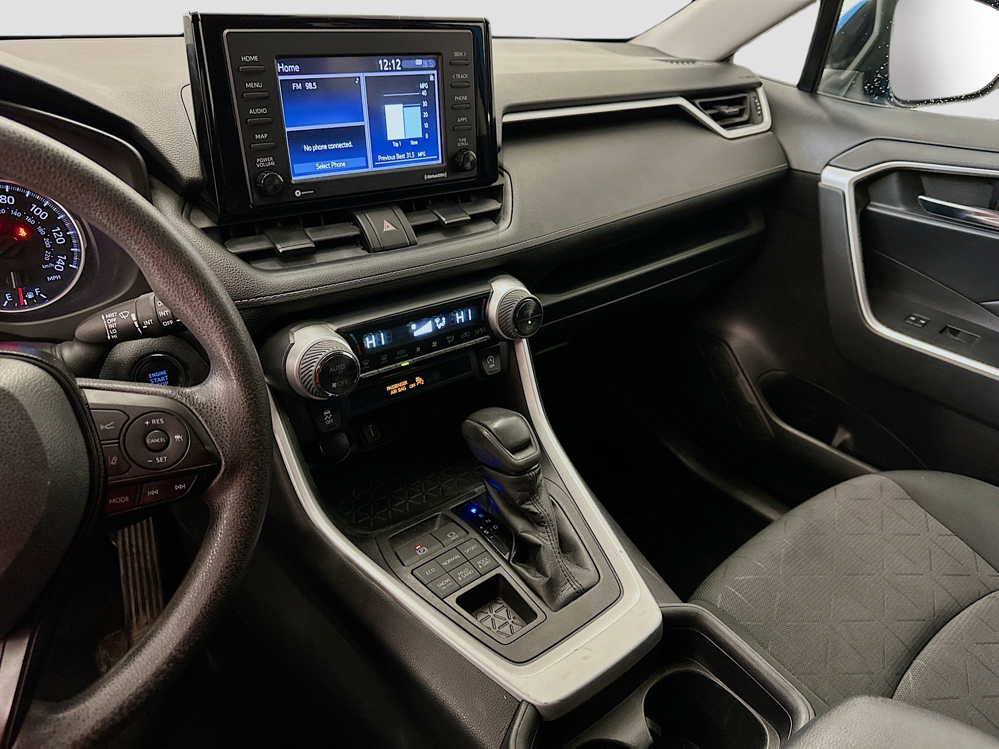 Used 2021 Toyota RAV4 XLE image 26