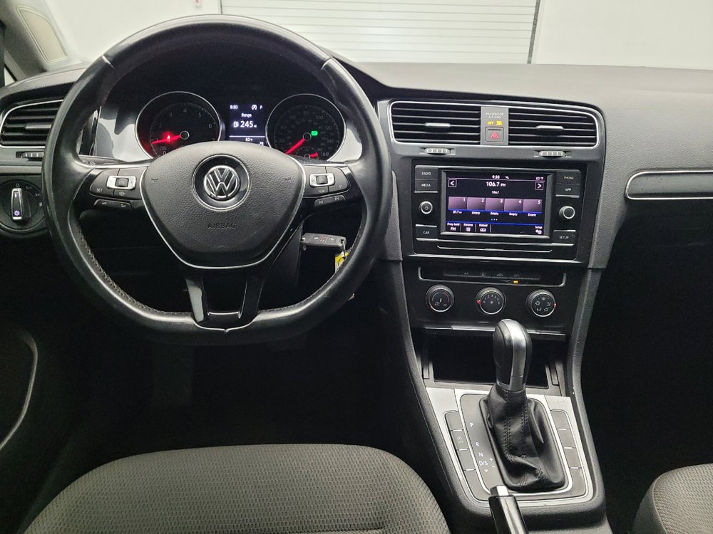 Used 2019 Volkswagen Golf S FWD image 22