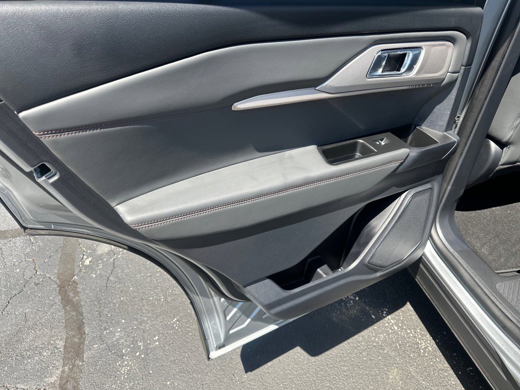 New 2025 Ford Explorer Active w/ Active Comfort Package image 30