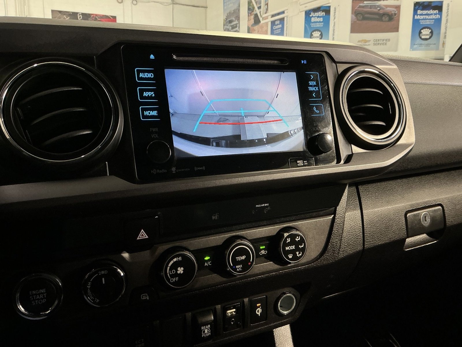 Used 2019 Toyota Tacoma TRD Off-Road AWD/4WD image 20