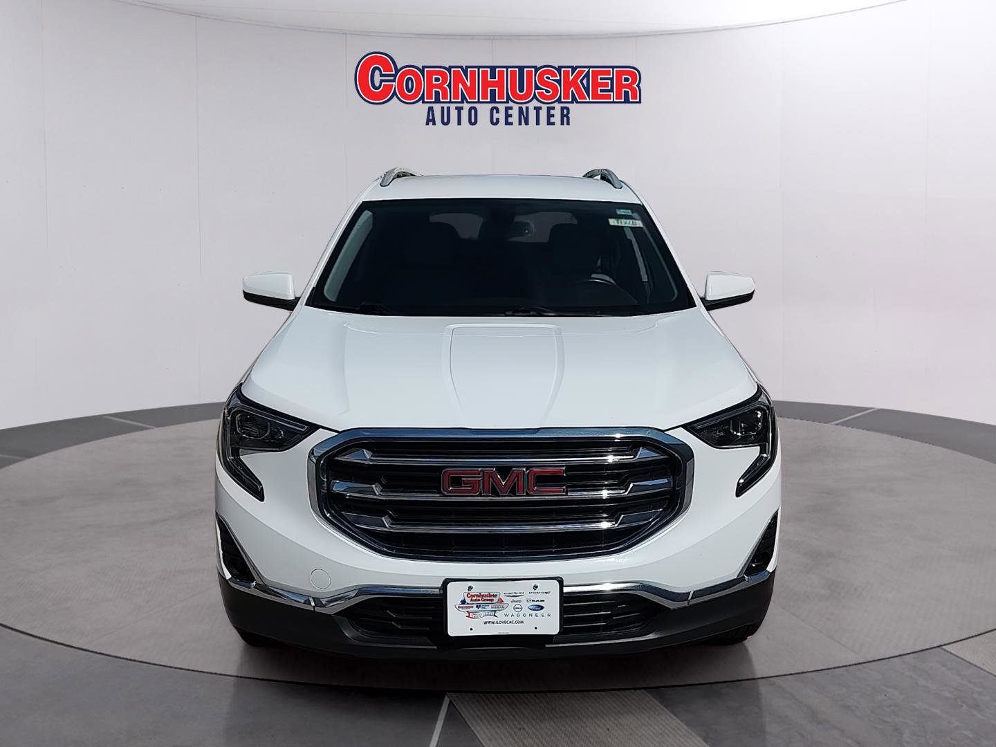 Used 2019 GMC Terrain SLT w/ Preferred Package AWD/4WD image 2