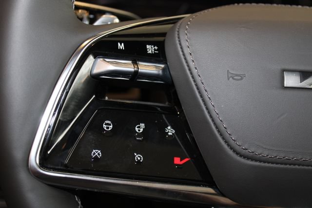New 2026 Cadillac Escalade V AWD/4WD image 16