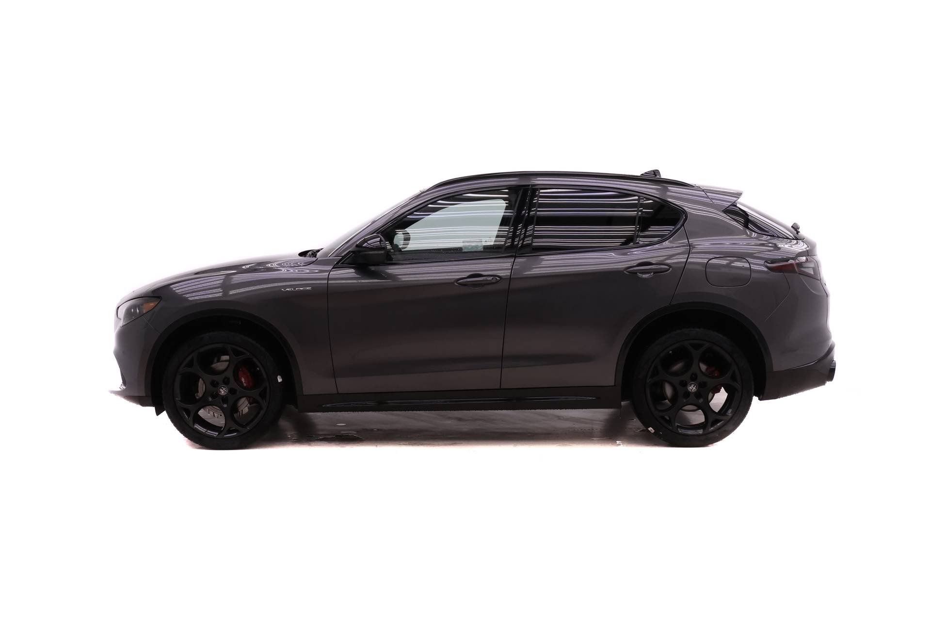 New 2026 Alfa Romeo Stelvio Sprint image 3