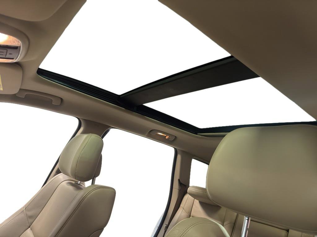 Used 2014 Jeep Grand Cherokee Limited w/ Luxury Group II AWD/4WD image 16