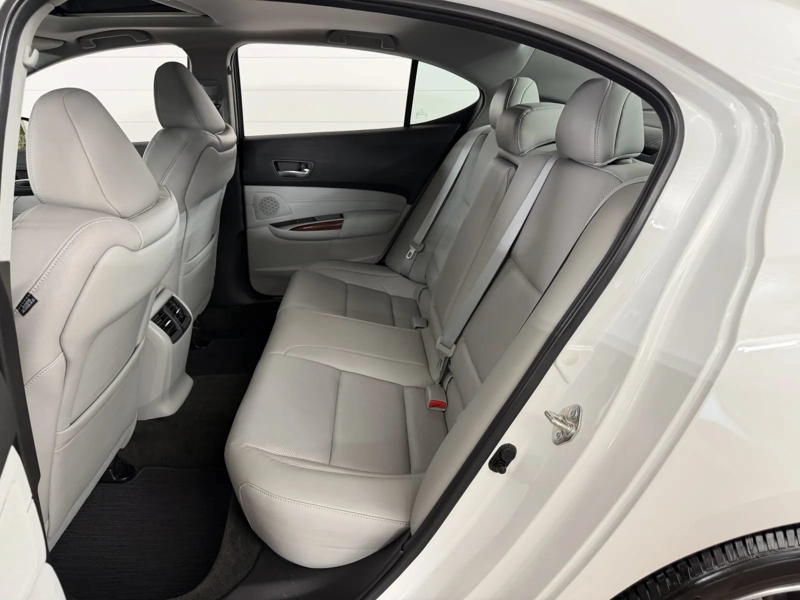 Used 2015 Acura TLX w/ Advance Package FWD image 29