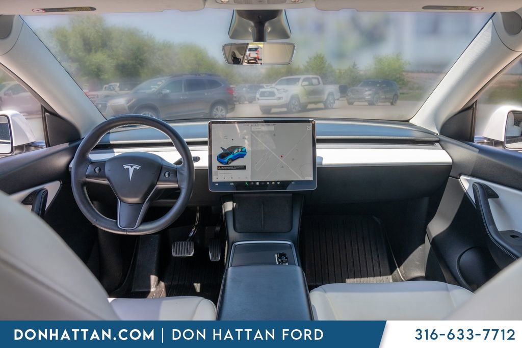 Used 2021 Tesla Model Y Long Range AWD/4WD image 3