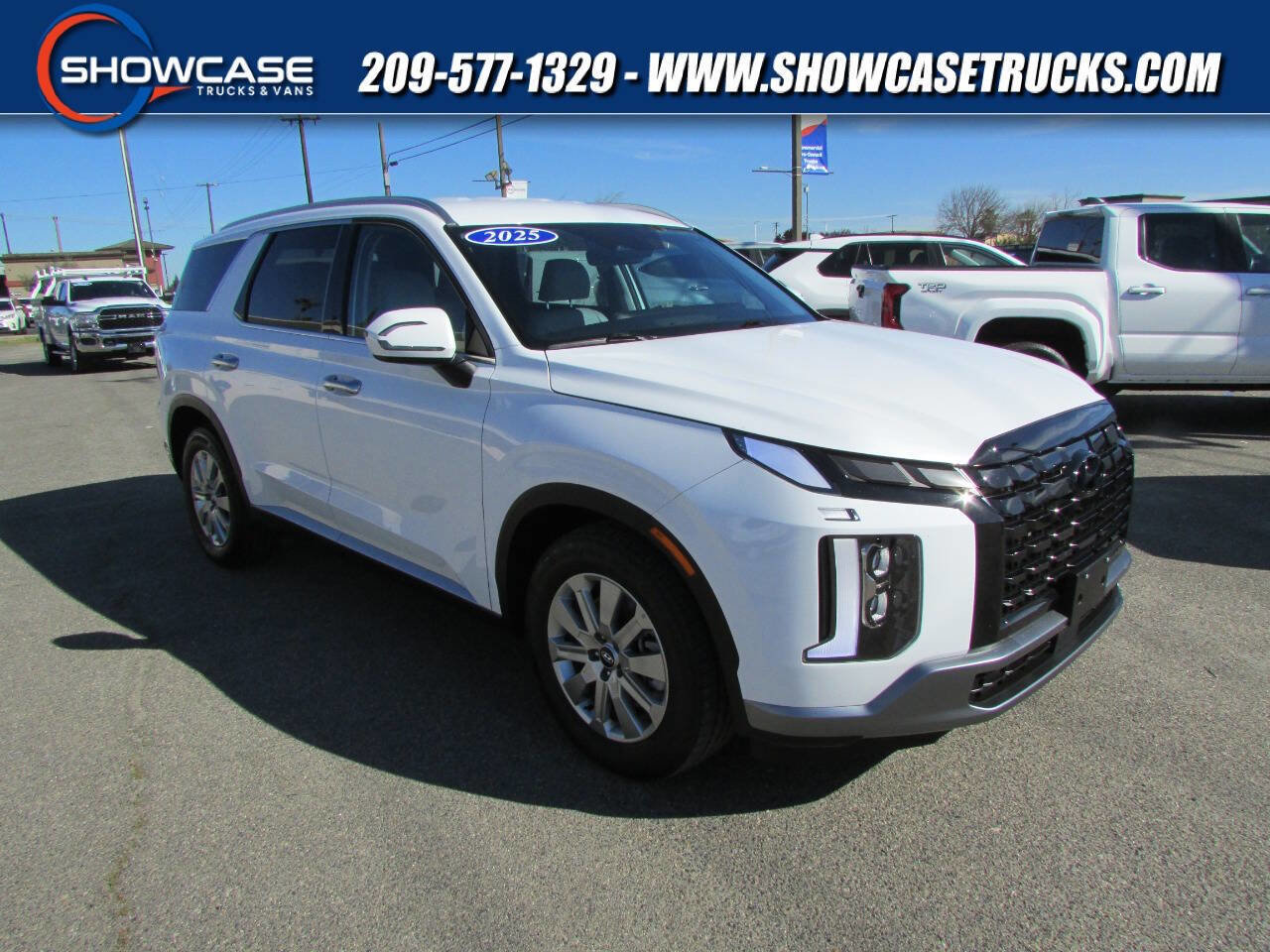 Used 2025 Hyundai Palisade SEL image 1