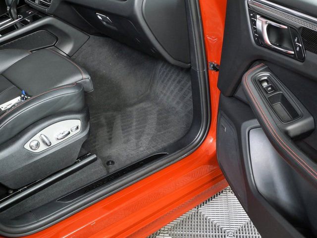 Certified 2022 Porsche Macan GTS w/ Premium Package Plus image 26