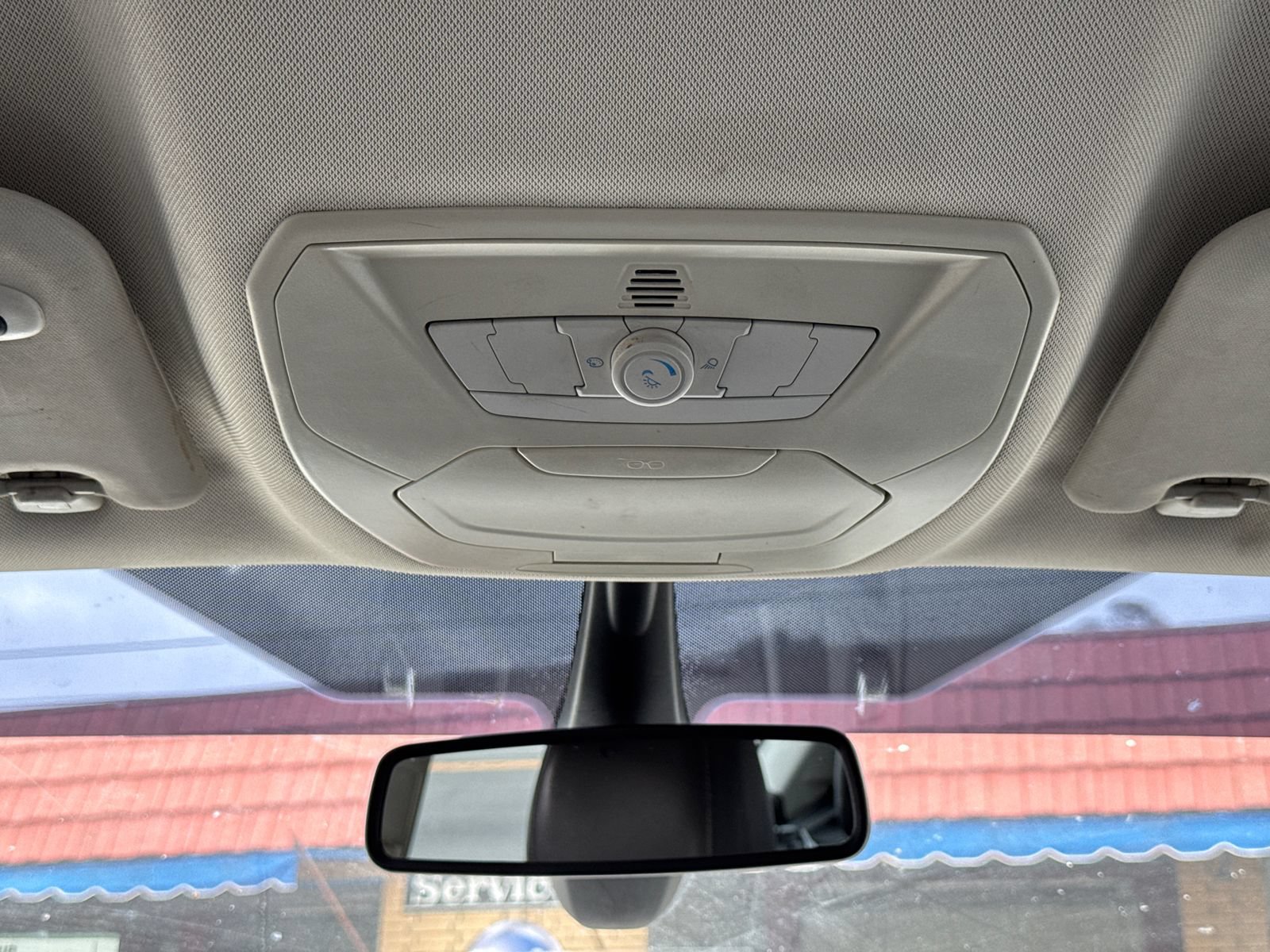 Used 2015 Ford C-MAX SEL FWD image 13
