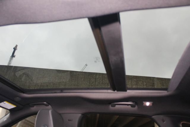 New 2026 Jaguar F-PACE R-Dynamic S image 23