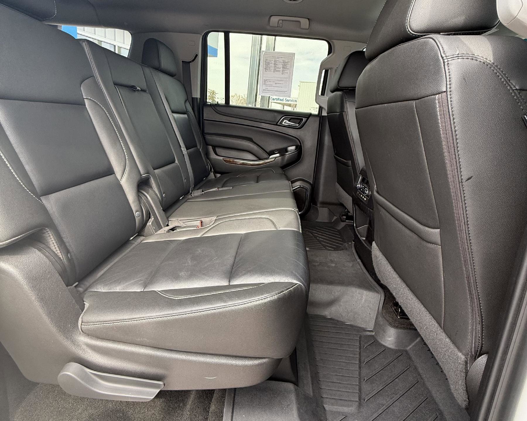 Used 2018 Chevrolet Suburban LT w/ LT Signature Package image 23