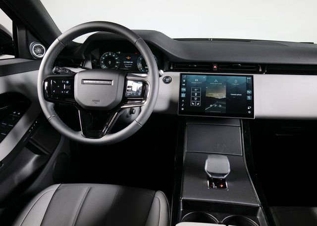New 2026 Land Rover Range Rover Evoque S image 11