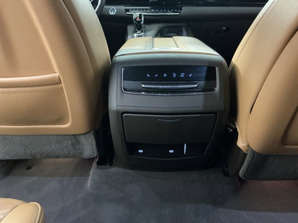 Used 2021 Cadillac Escalade Sport w/ Driver Assist Tech Package image 27