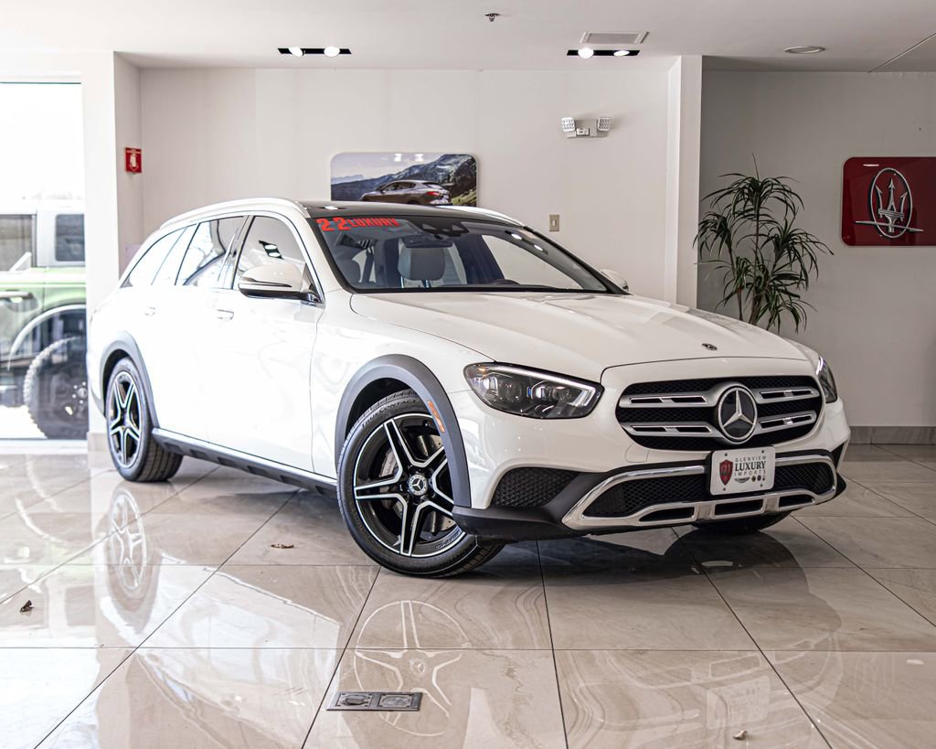 Used 2022 Mercedes-Benz E 450 4MATIC All-Terrain Wagon image 5