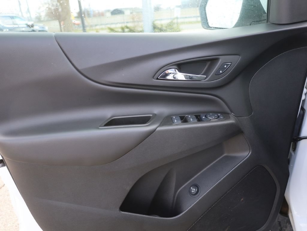 Used 2024 Chevrolet Equinox LT AWD/4WD image 32