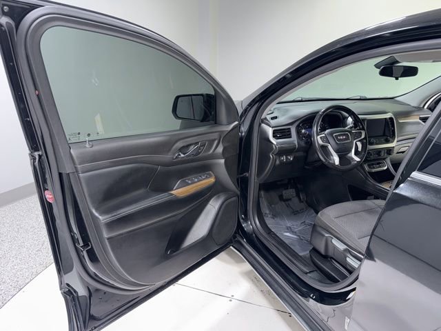 Used 2020 GMC Acadia SLE AWD/4WD image 8