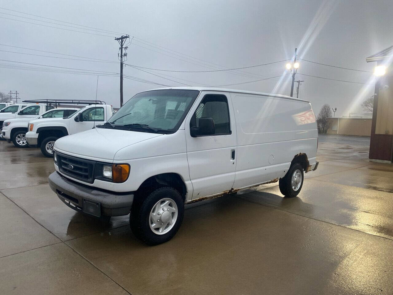 Used 2007 Ford E-150 and Econoline 150 RWD image 10