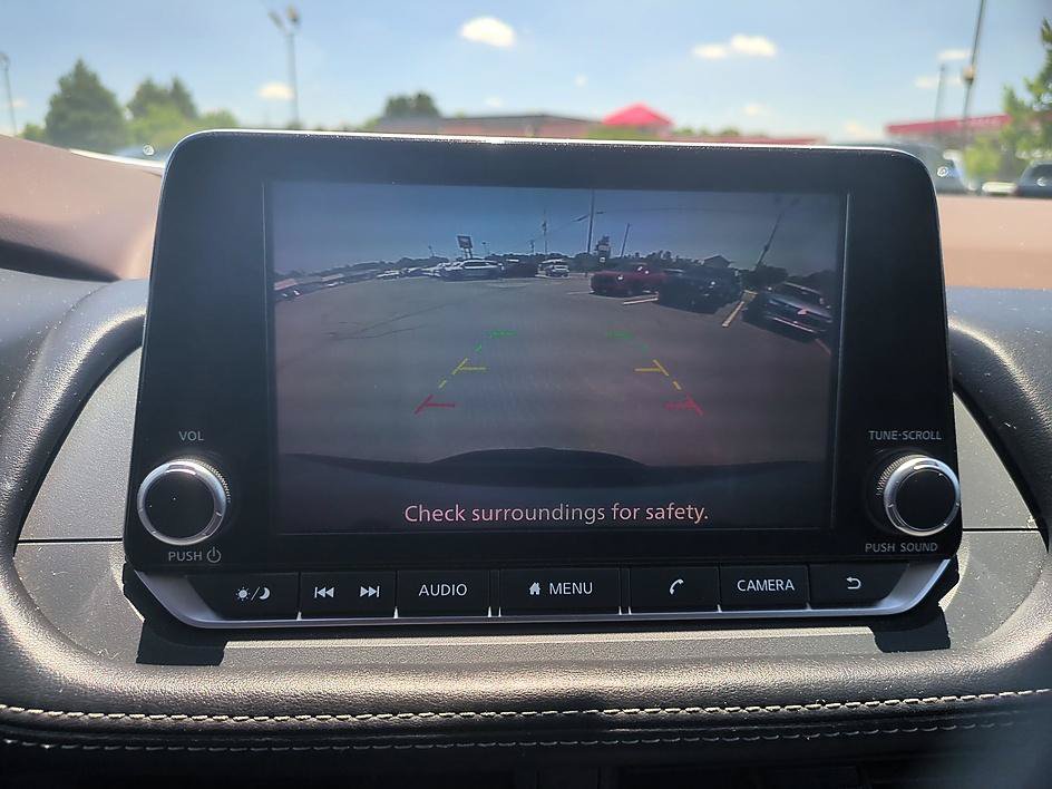 Used 2023 Nissan Rogue SV FWD image 22