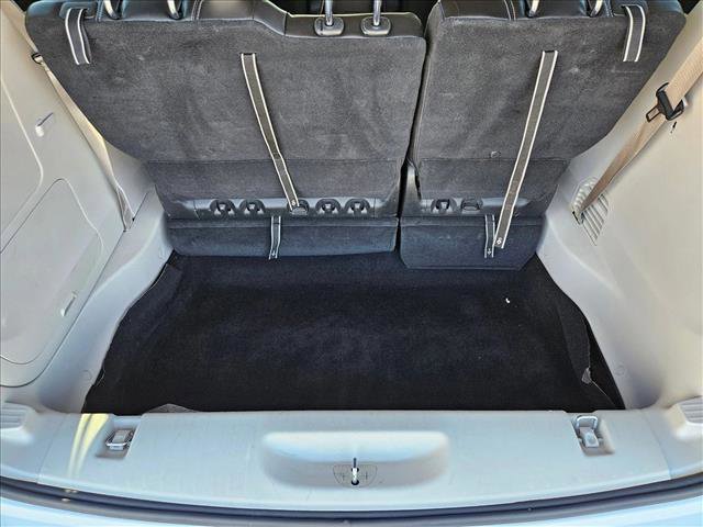 Used 2024 Chrysler Pacifica Select image 6