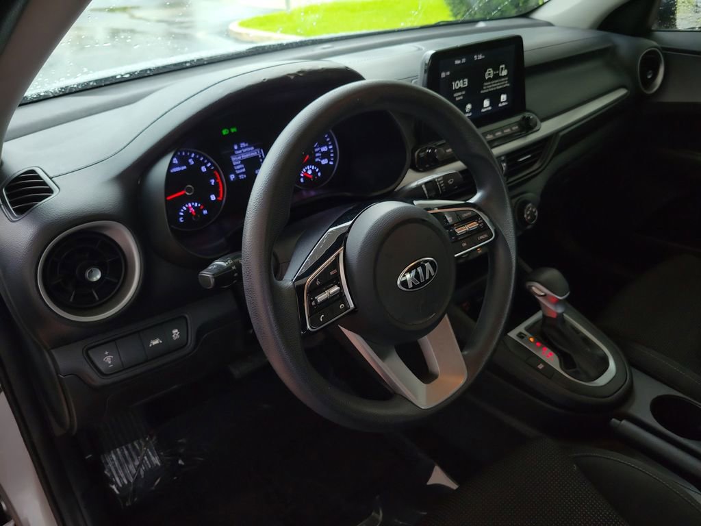 Used 2021 Kia Forte LXS FWD image 18