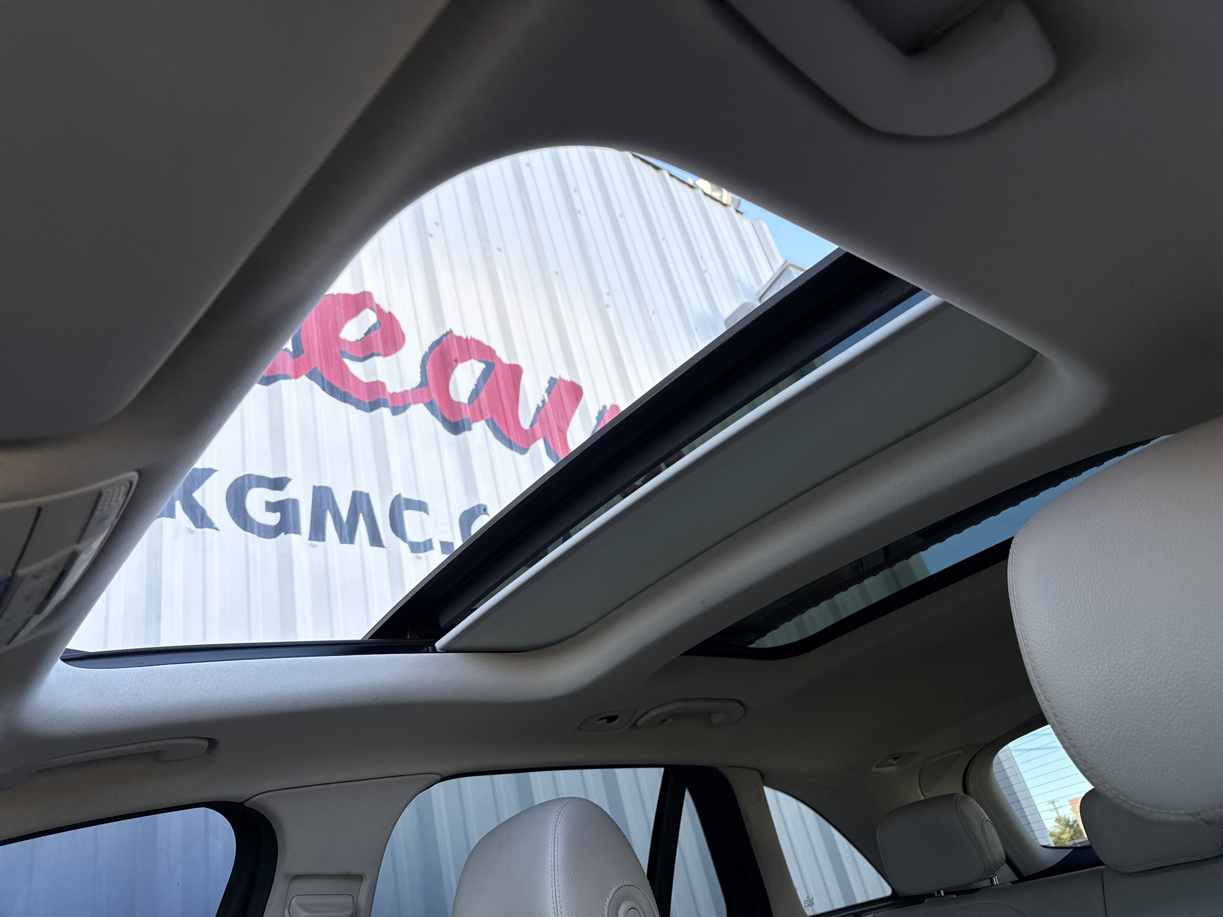 Used 2019 Mercedes-Benz GLC 300 GLC 300 image 24