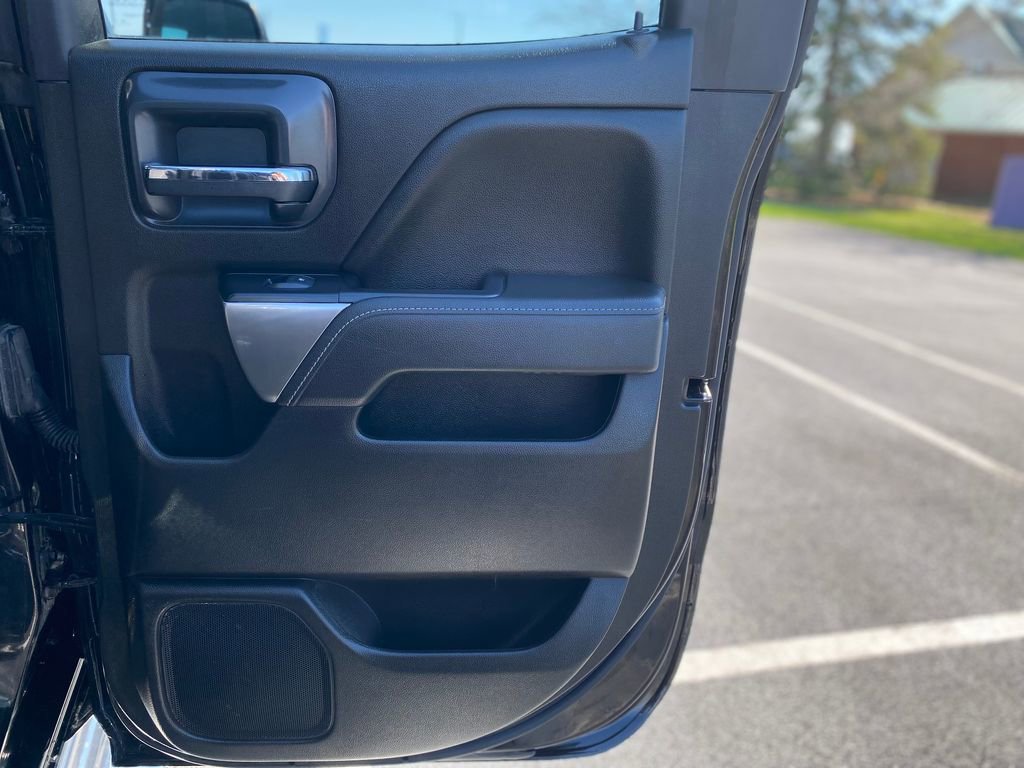 Used 2019 Chevrolet Silverado 1500 LT w/ All Star Edition image 13