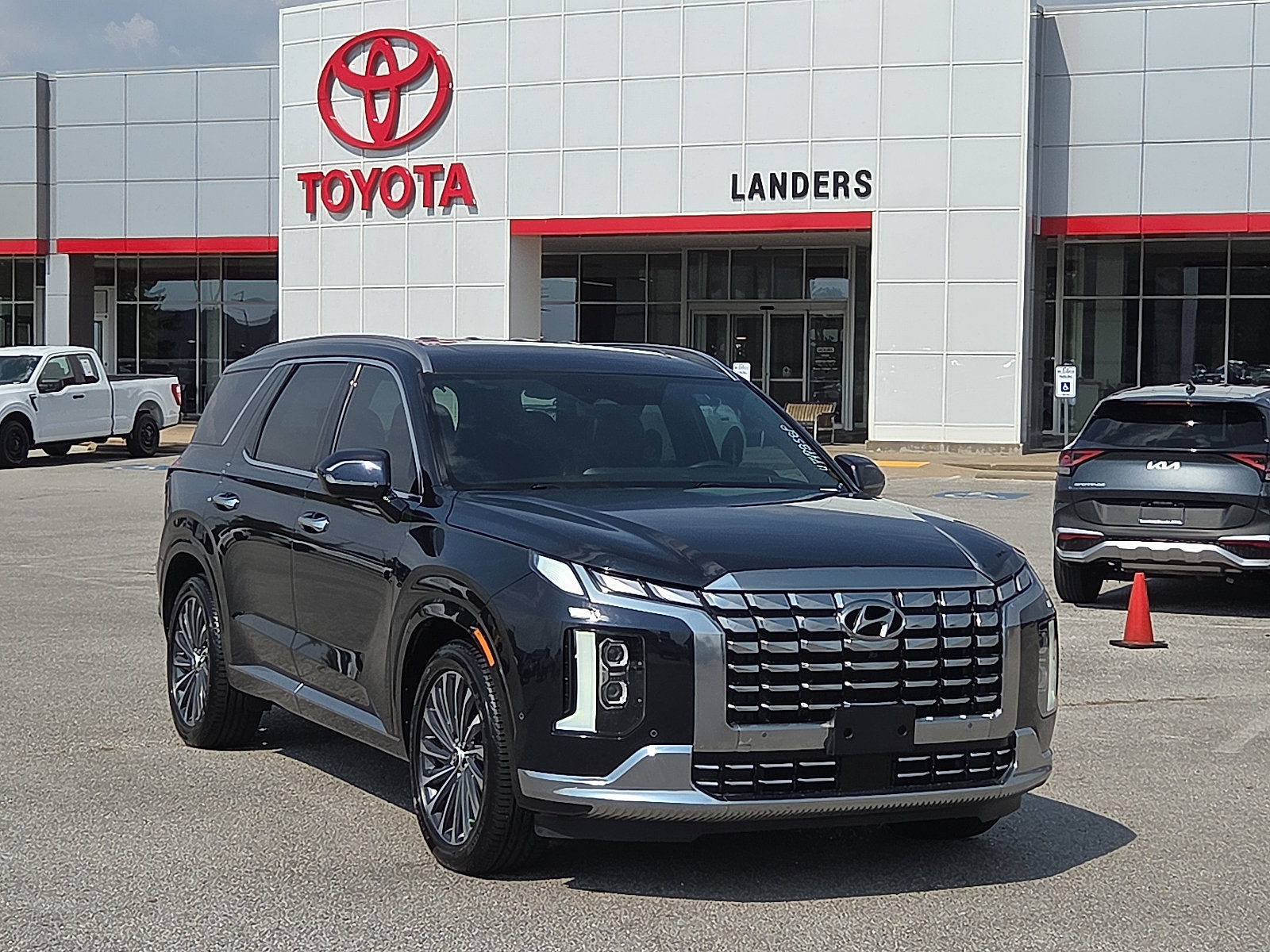 Used 2024 Hyundai Palisade Calligraphy