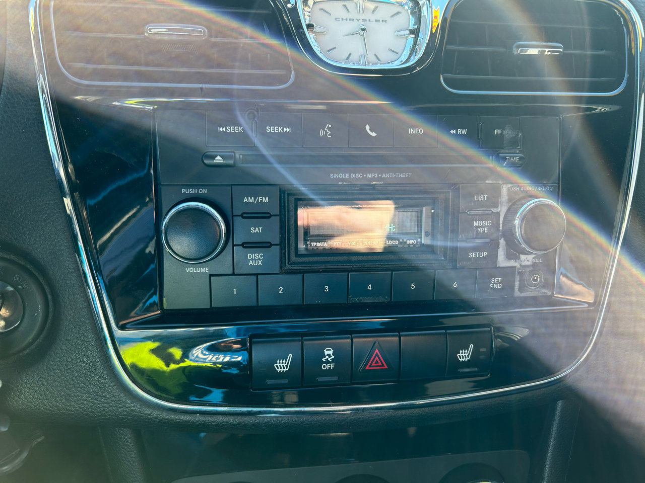 Used 2014 Chrysler 200 LX image 22