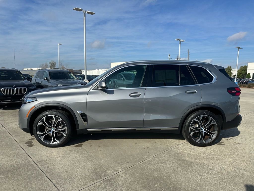 Certified 2026 BMW X5 sDrive40i w/ Premium Package image 9