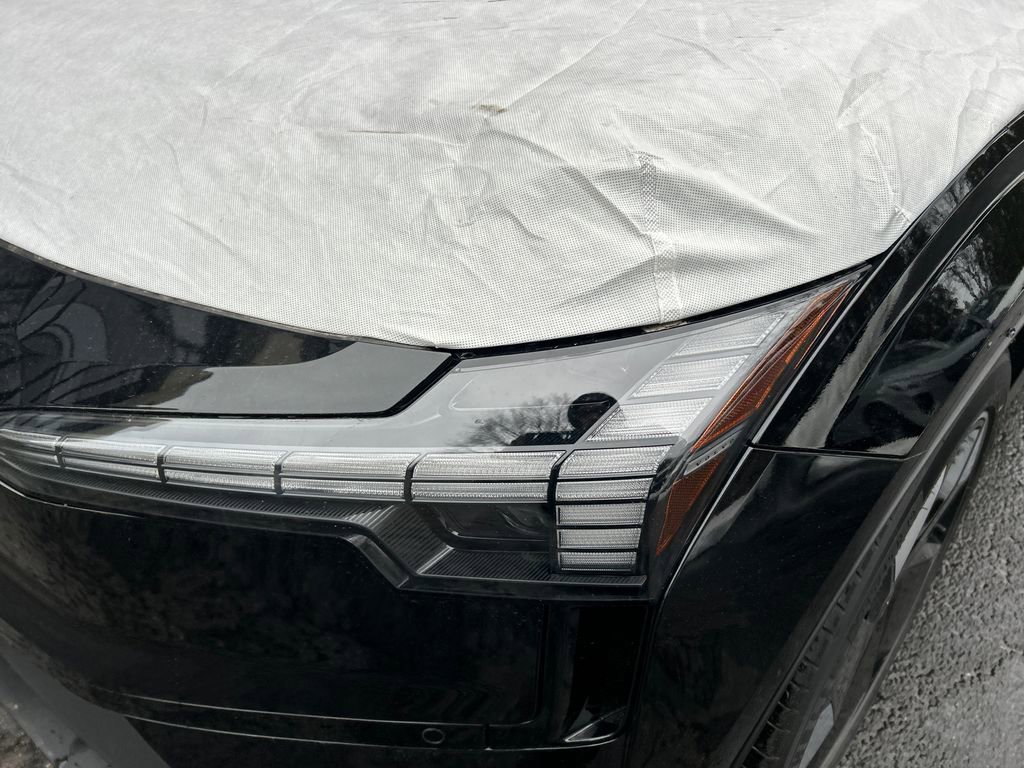 New 2026 Volvo EX30 Plus w/ Climate Package image 7