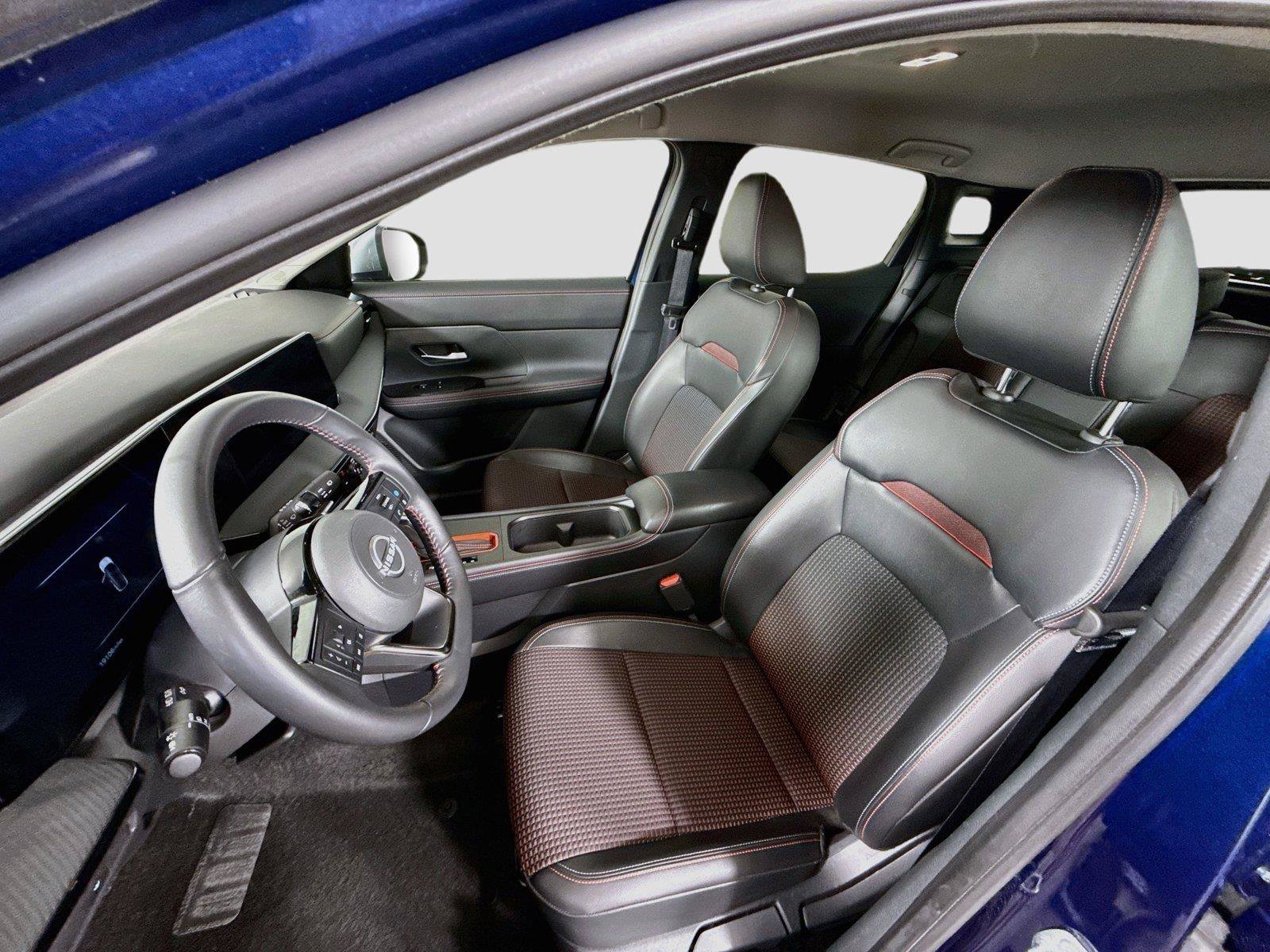 Used 2025 Nissan Kicks SR w/ Illumination Package AWD/4WD image 13