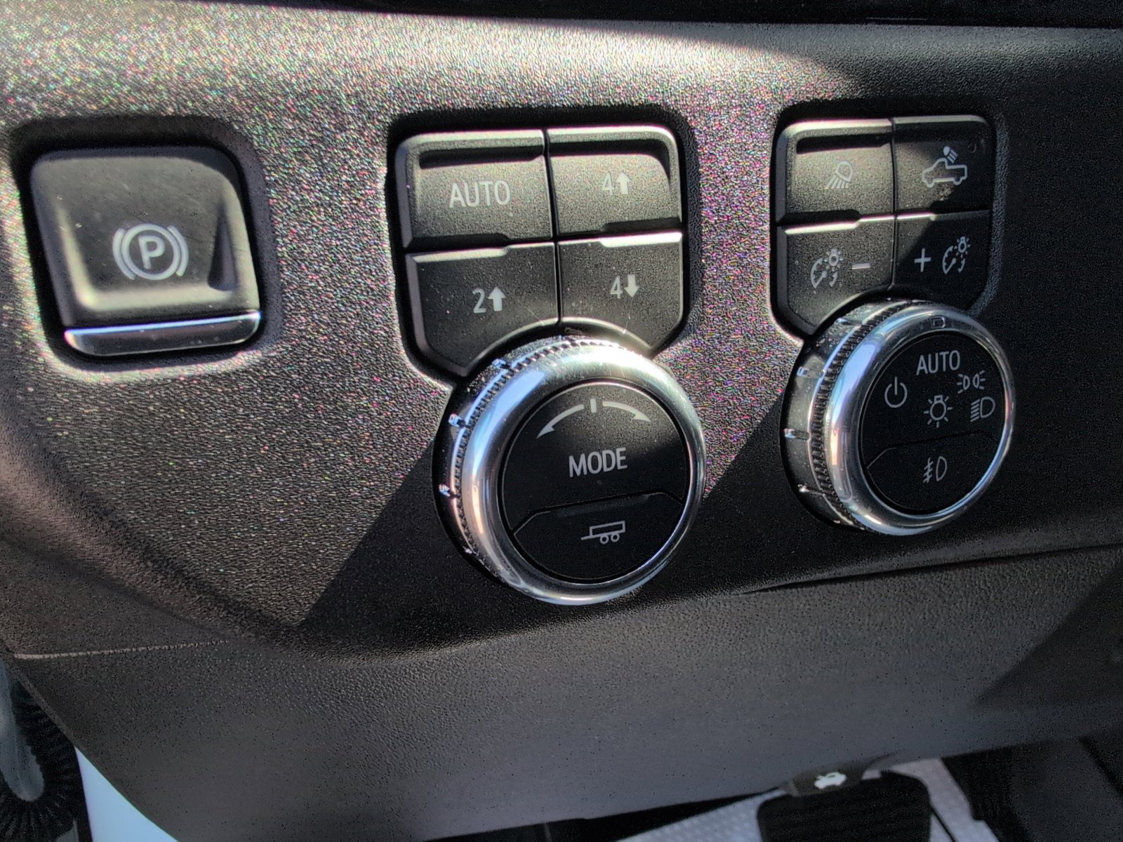 Used 2025 GMC Sierra 1500 Elevation w/ Elevation Premium Package image 21