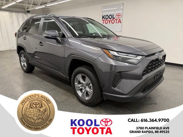 Certified 2025 Toyota RAV4 XLE AWD/4WD image 1