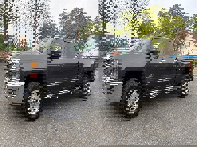 Used 2015 Chevrolet Silverado 3500 LTZ w/ Duramax Plus Package image 2