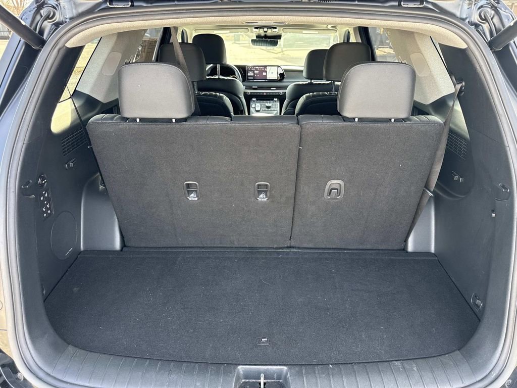 Used 2023 Hyundai Palisade Limited image 11